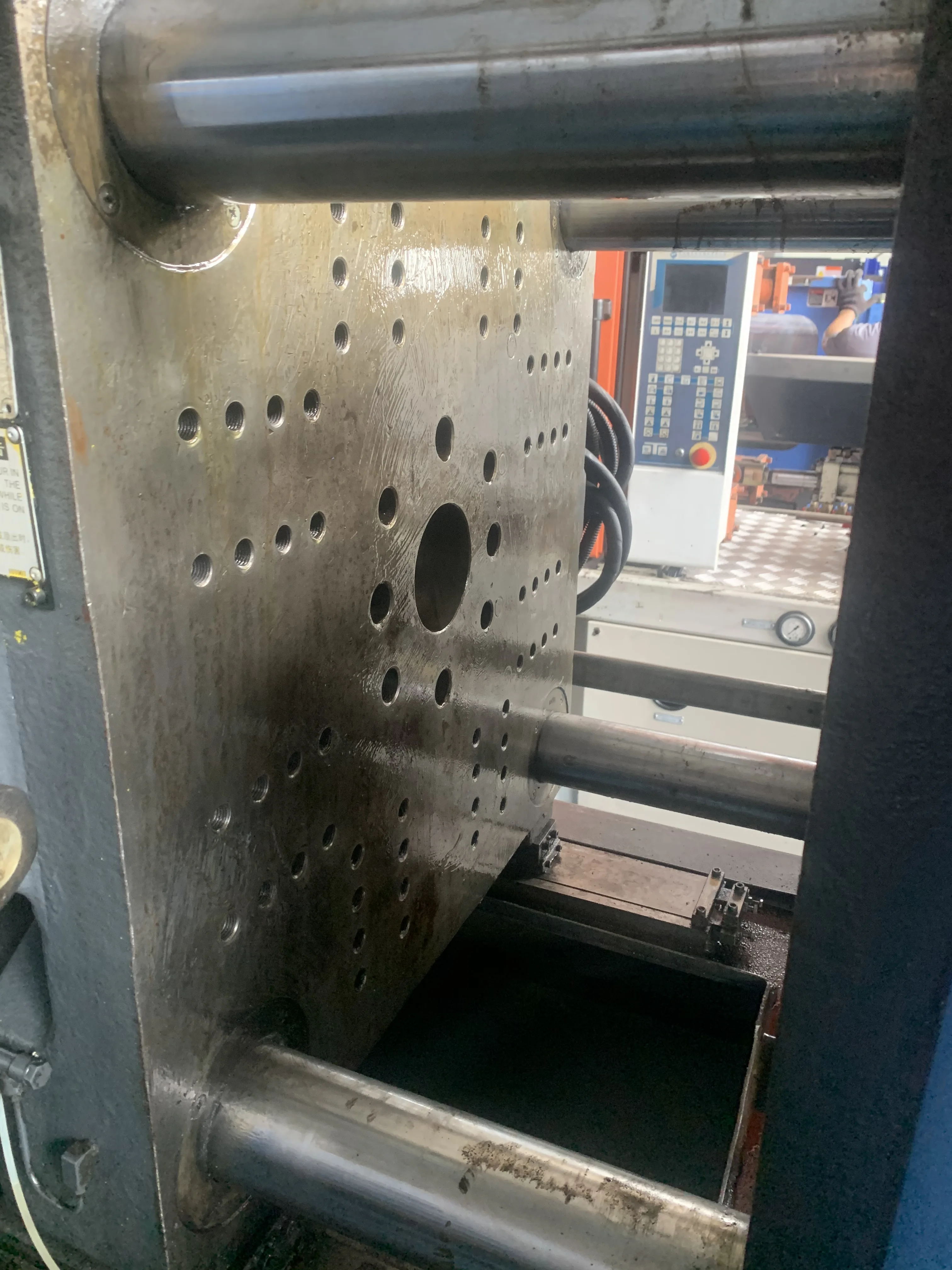 Used HAITIAN Mars MA1600 Injection Molding Machine With Motor