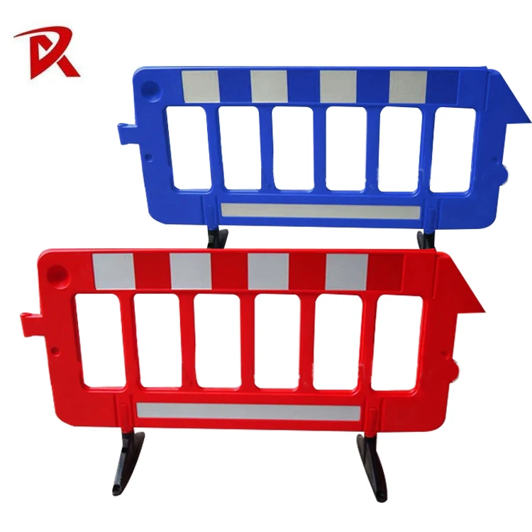High Quality Roadway Safety Plastic Traffic Barrier/Traffic barricade