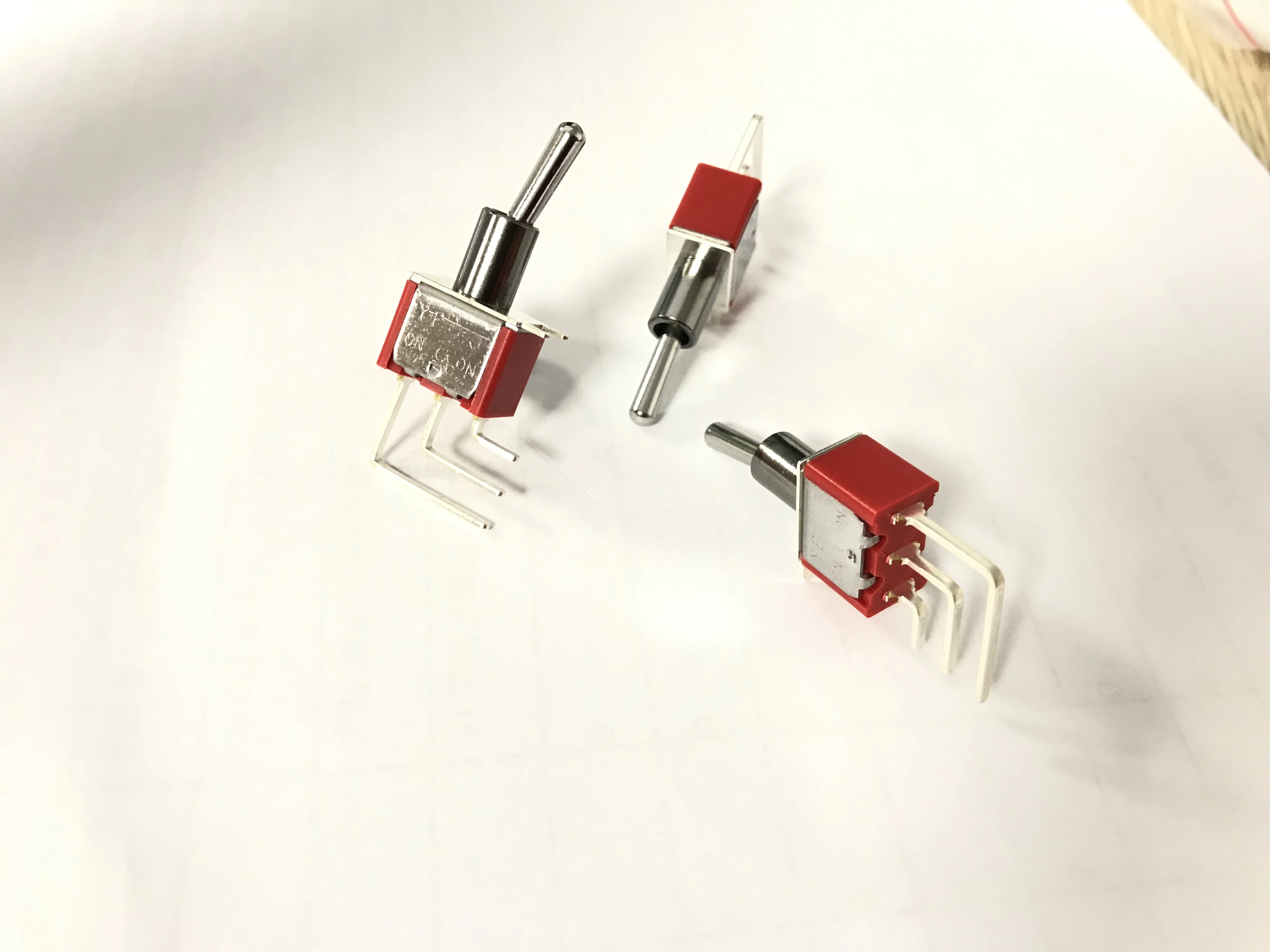 13*8 ON-NONE-ON Three needles with curved legs on the side toggle light switch momentary toggle switch toggle switch