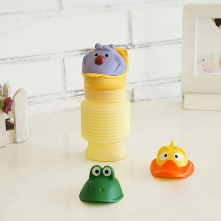 Wholesale Portable Urinal Travel Car Toilet Kids Vehicular Potty Pee Camping High-capacity Urinals Cute Baby Kids Girl Boy