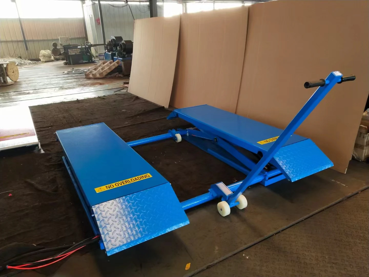 Ground mounted type low shear movable small hydraulic mid rise scissor car lift