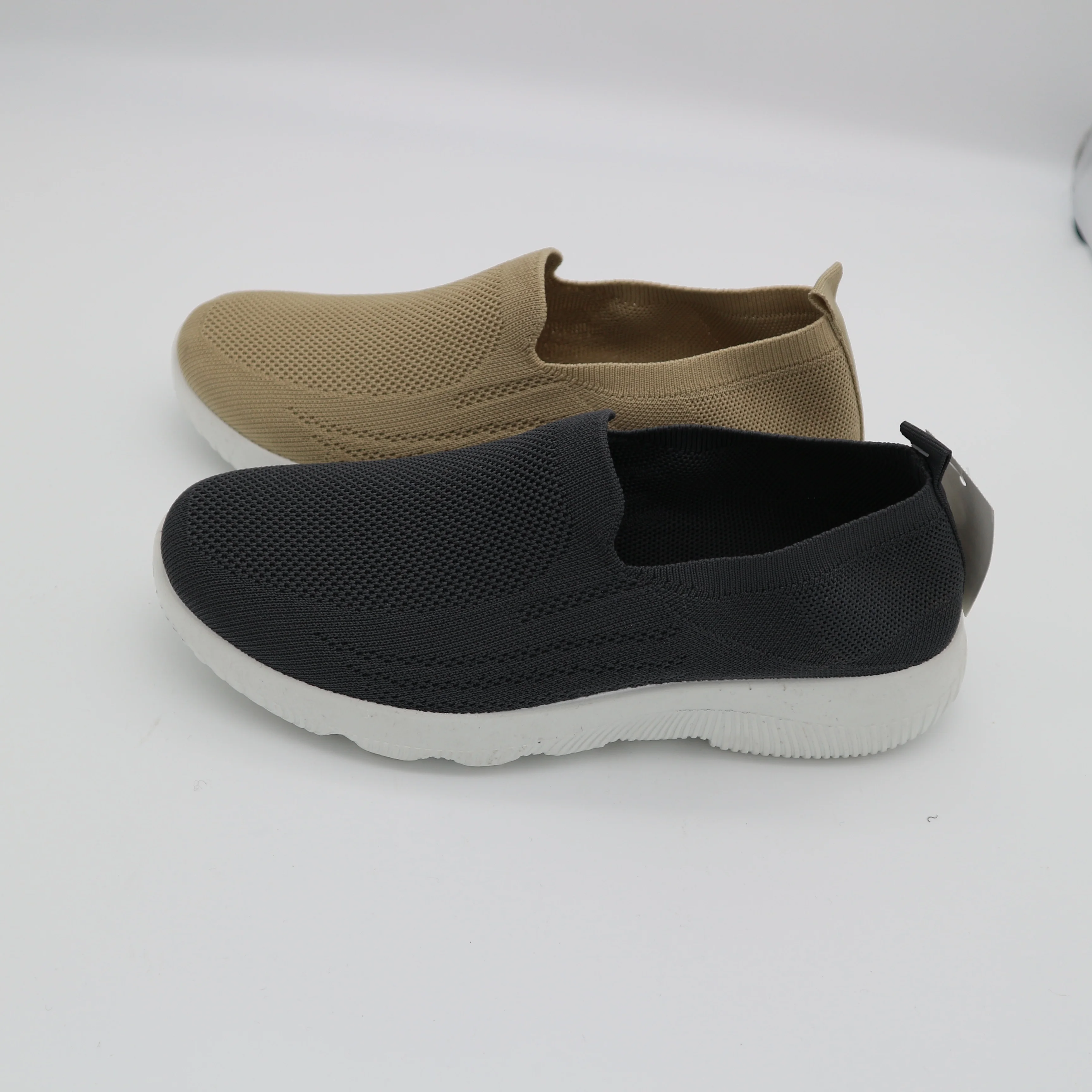 
New Arrival Spring/Autumn Stylish Cheap and good quality Wholesale Soft Bottom Flat mesh upper Slip On Outdoor sneakers for men 