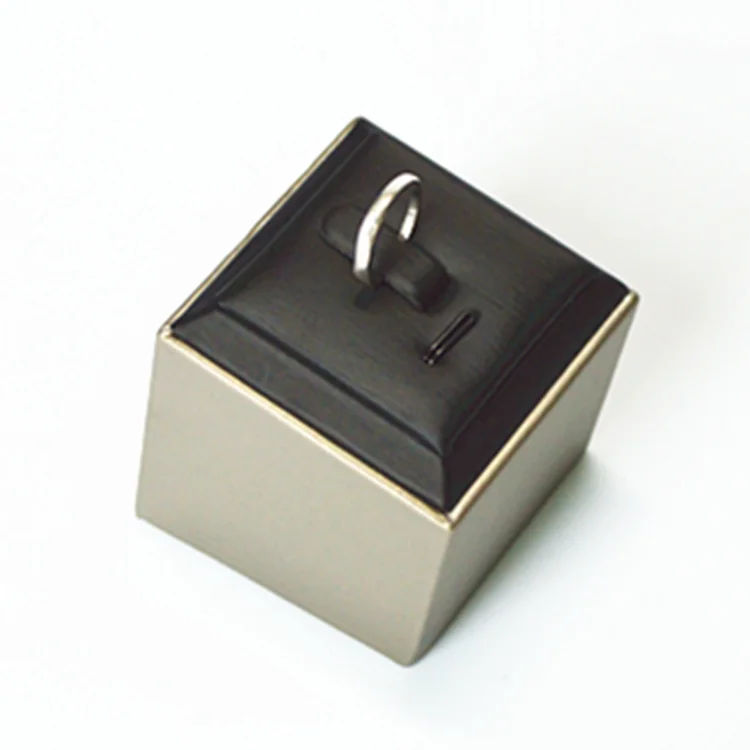 Wholesale Black Silver Brush PU Leather Small Vintage Jewelry Ring Display