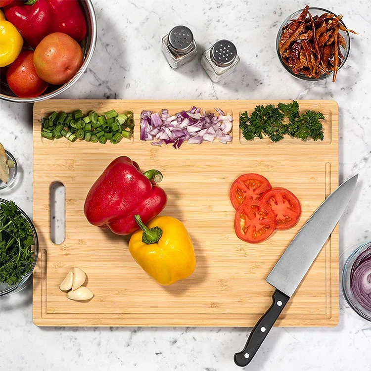 Большая прямоугольная разделочная доска для кухни из бамбука с отделениями органического мяса хлеба