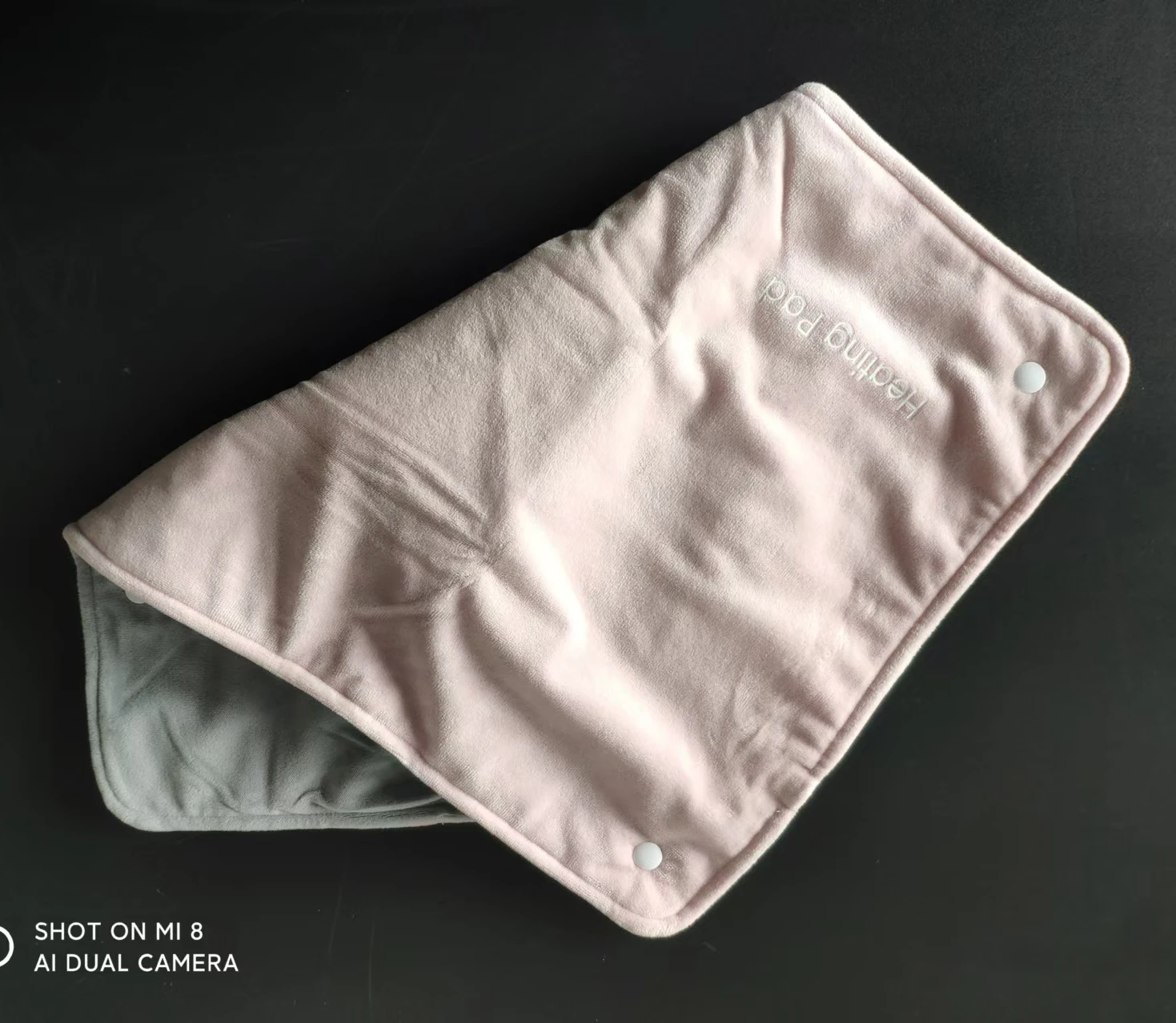 Portable multifunctional heating Intelligent temperature control with three Suitable for heating the female waist and abdomen