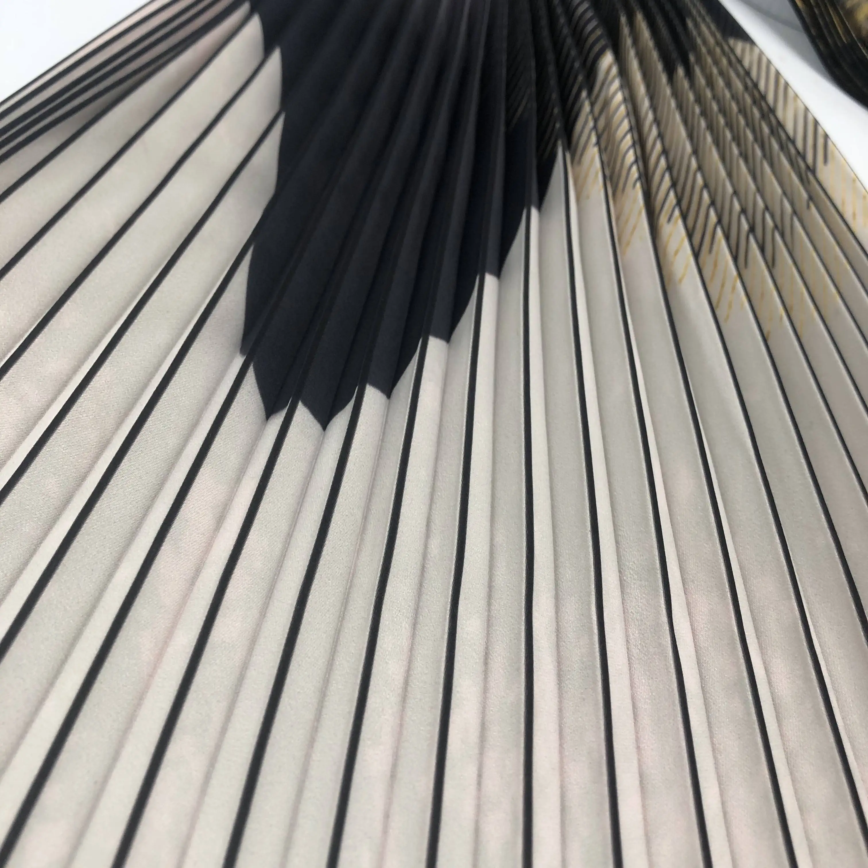 Textiles Fabric Pleated Chiffon Dubai Georgette Fabric