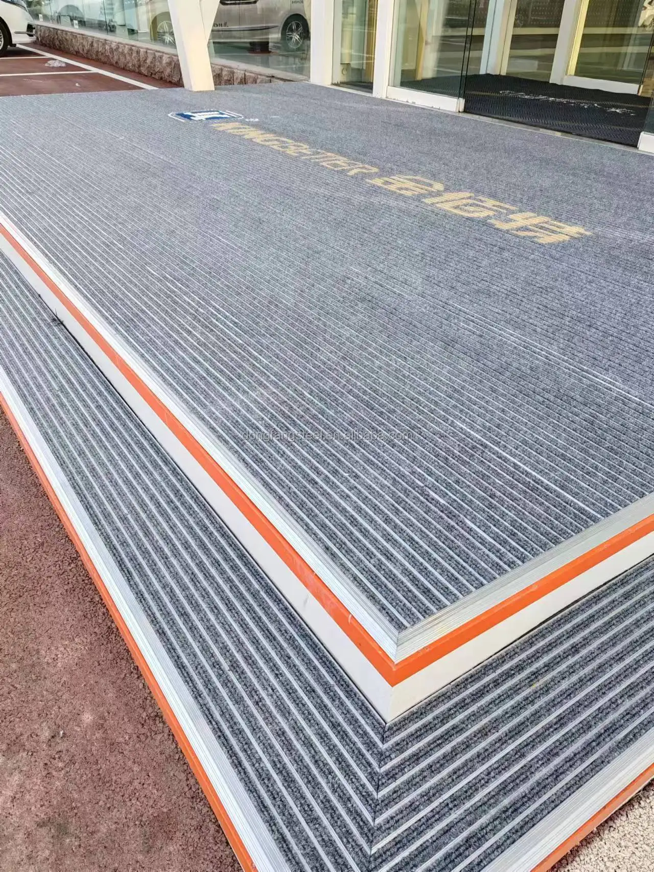 Commercial Indoor Outdoor Entrance Mat Aluminum Barrier Dirt-trapper Door Mat for mall hotels