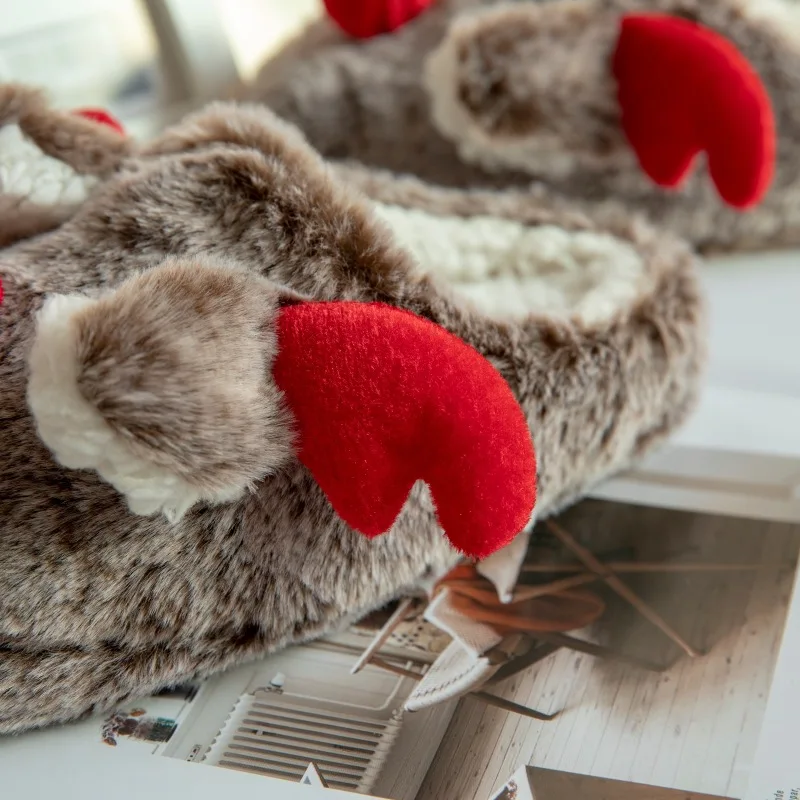 Autumn Winter Indoor Slippers Lovely fur Christmas Deer Light Weight Cushioning Non-Slip Child Family Fashion Trend in stock