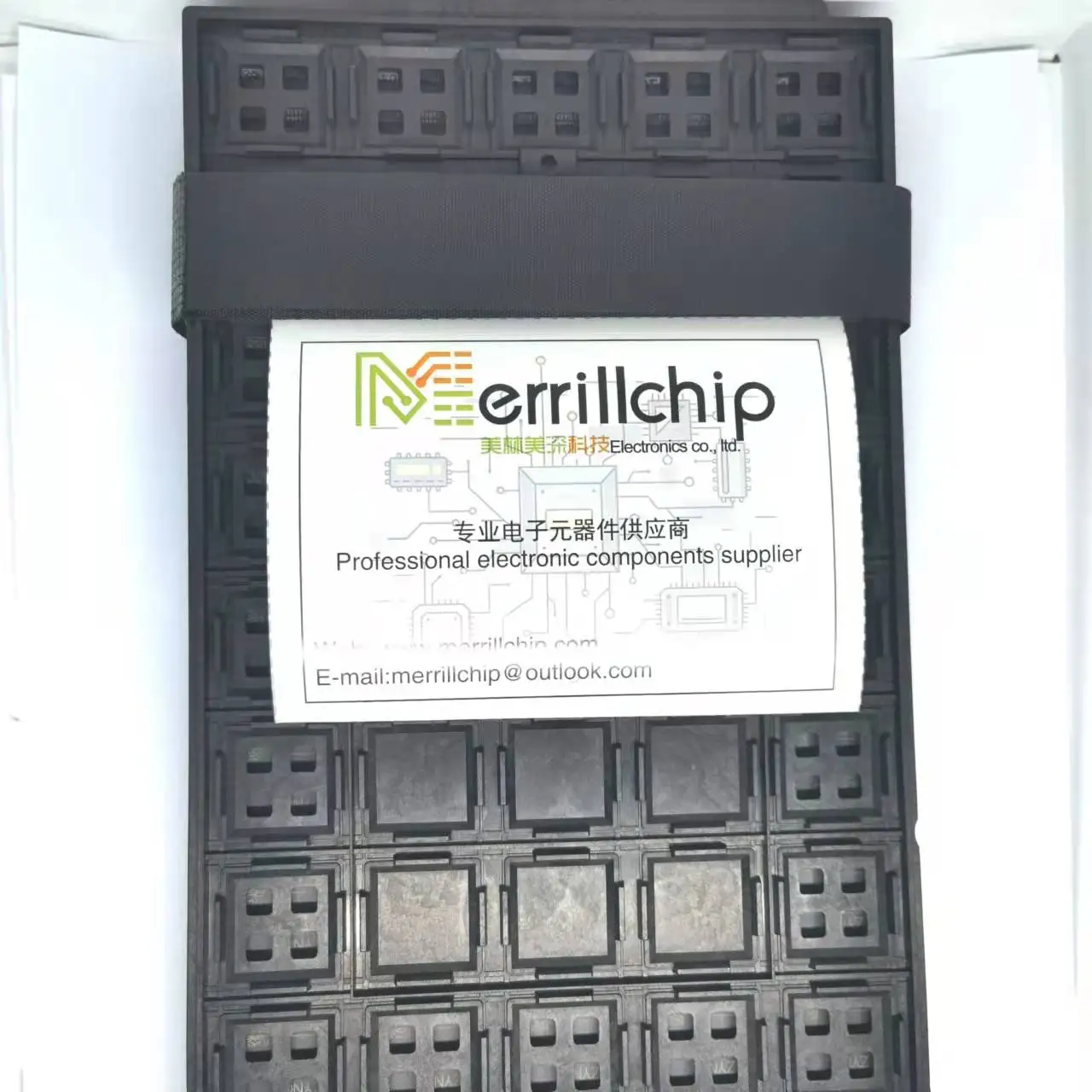 Meilinmchip Newest XC4005E IC Chip Series Field Programmable Gate Array IC FPGA 61 I/O 84PLCC XC4005E-3PC84I