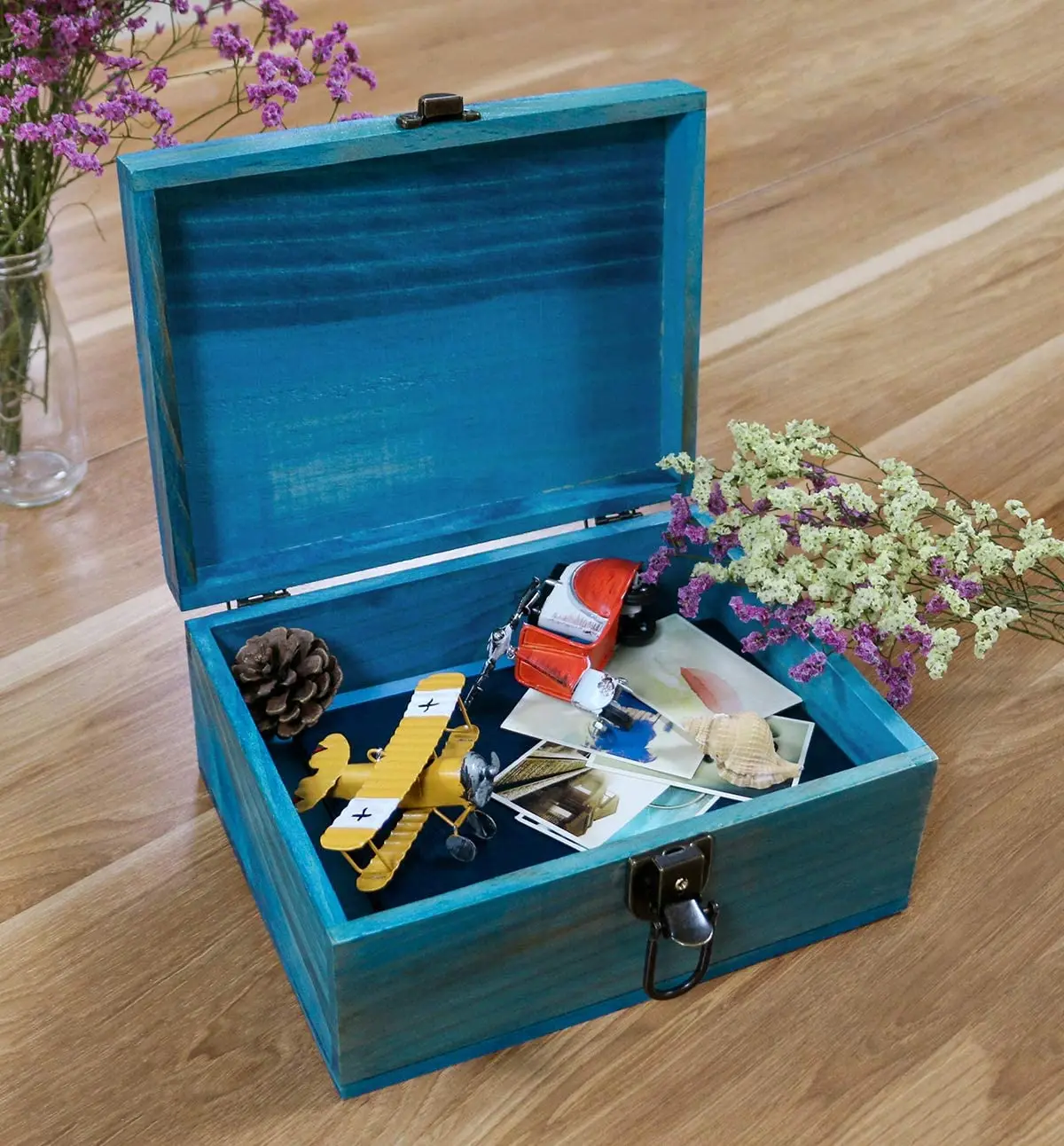 Wooden Keepsake Box Decorative Wooden Vintage Handmade Wood Craft Box with Lock and Key for Jewelry Gift Storage Box