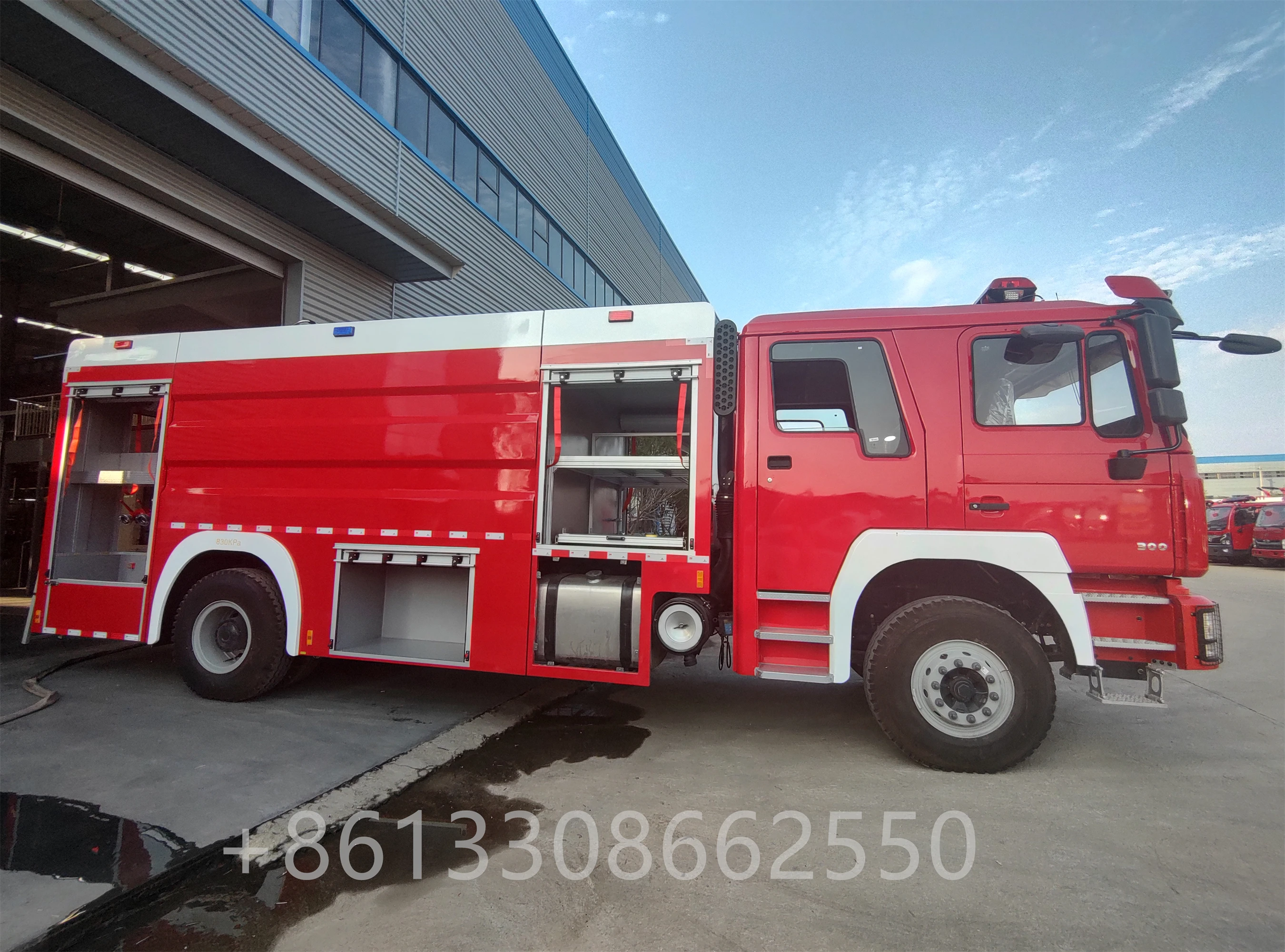 Shacman F3000 8000L 10000L 12000L Fire Fighting Truck with Good Performance and Price