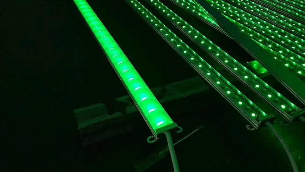 Наружная Строительная линейная Светодиодная лента световая полоса rgb цвет 28*12*1000