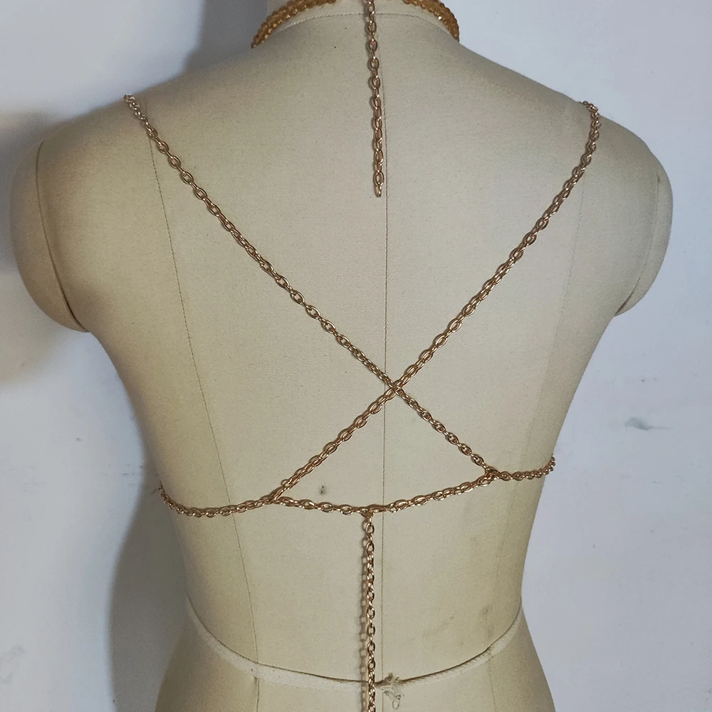 Latest Fashion Sexy Beach Music Festival Gemstone Halter Vest Halter Hollowed Body Chain Beaded Vest Top Bras