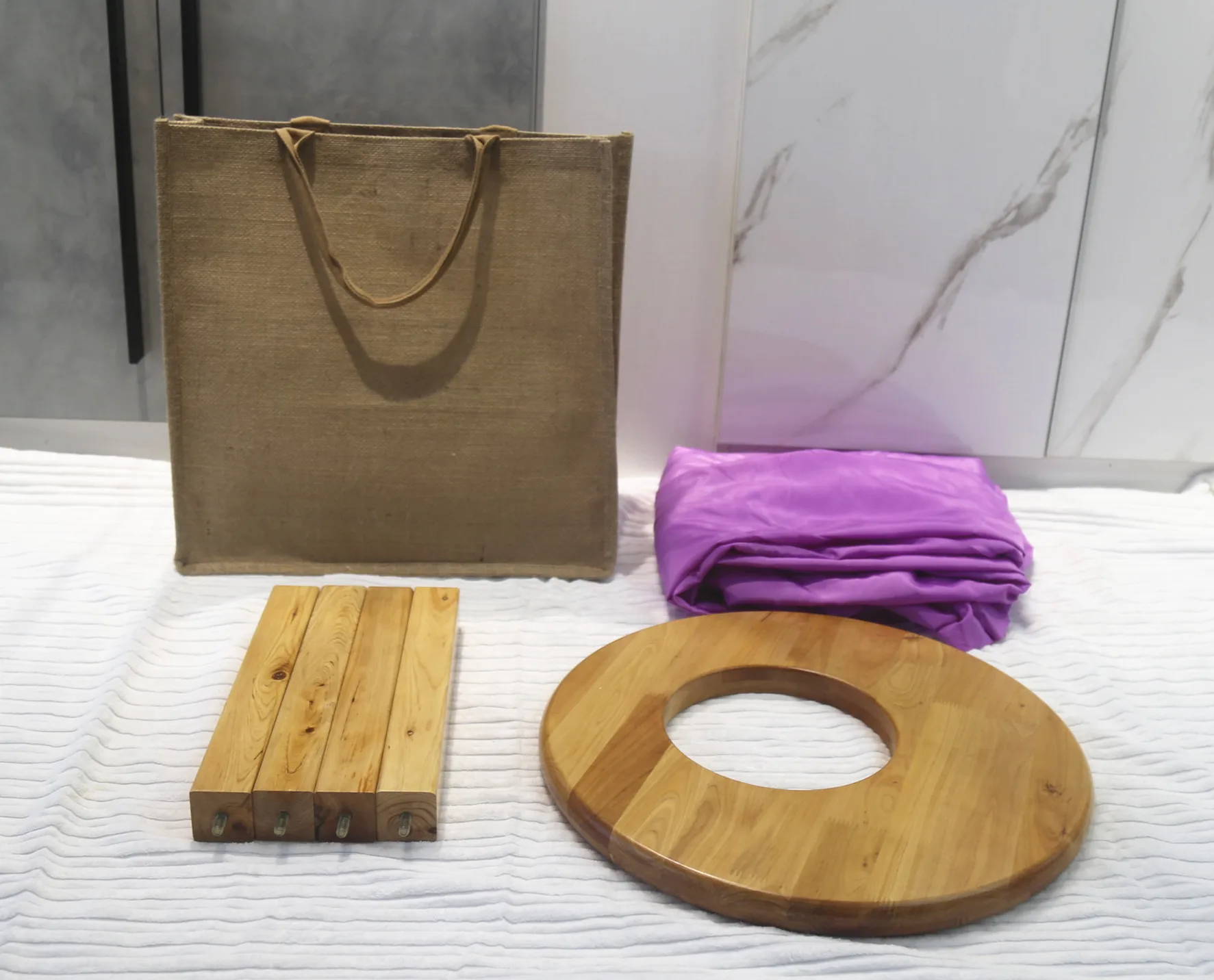 2021 new arrival products  removable cheap Yoni Steam Stool Cedar wood V steam stool  Vagina sauna factory price wholesale