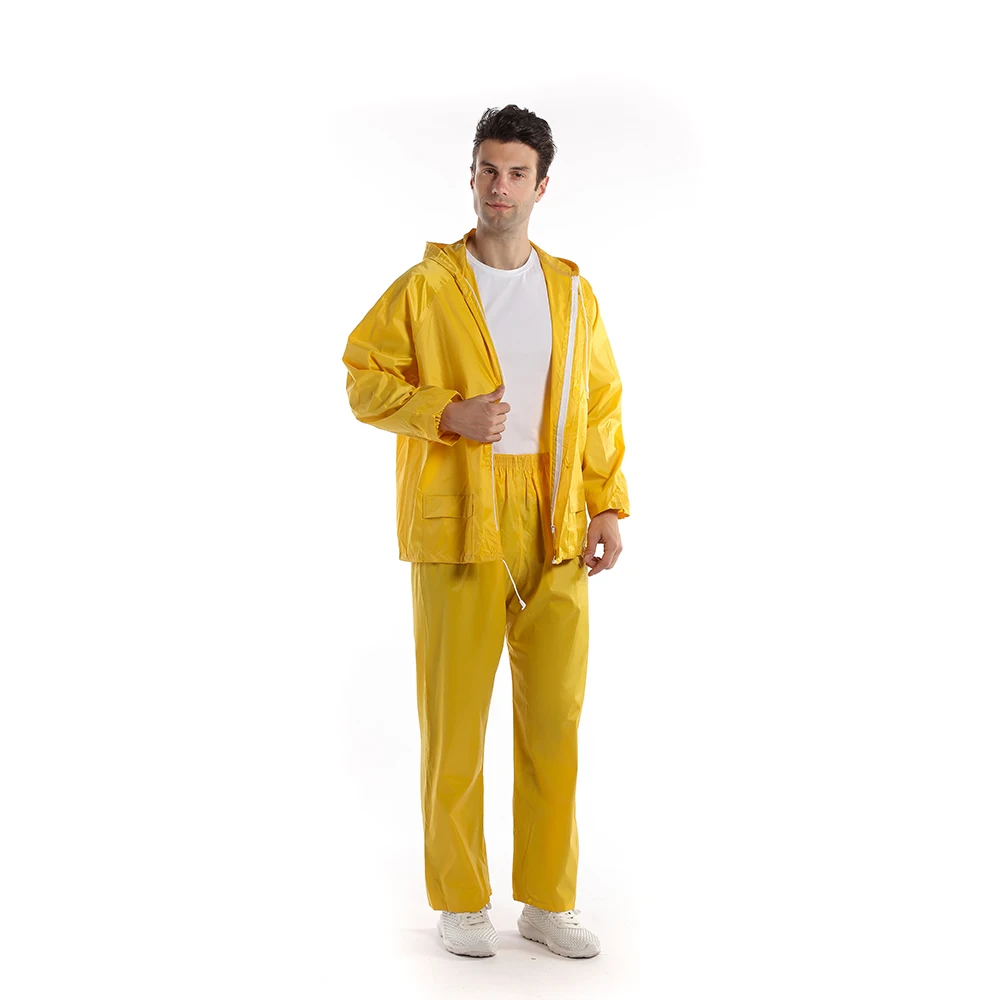 2021 Hot Selling Breathable Polyester/PVC Impermeable Heavy Duty Outdoor Activity Raincoat with Pant