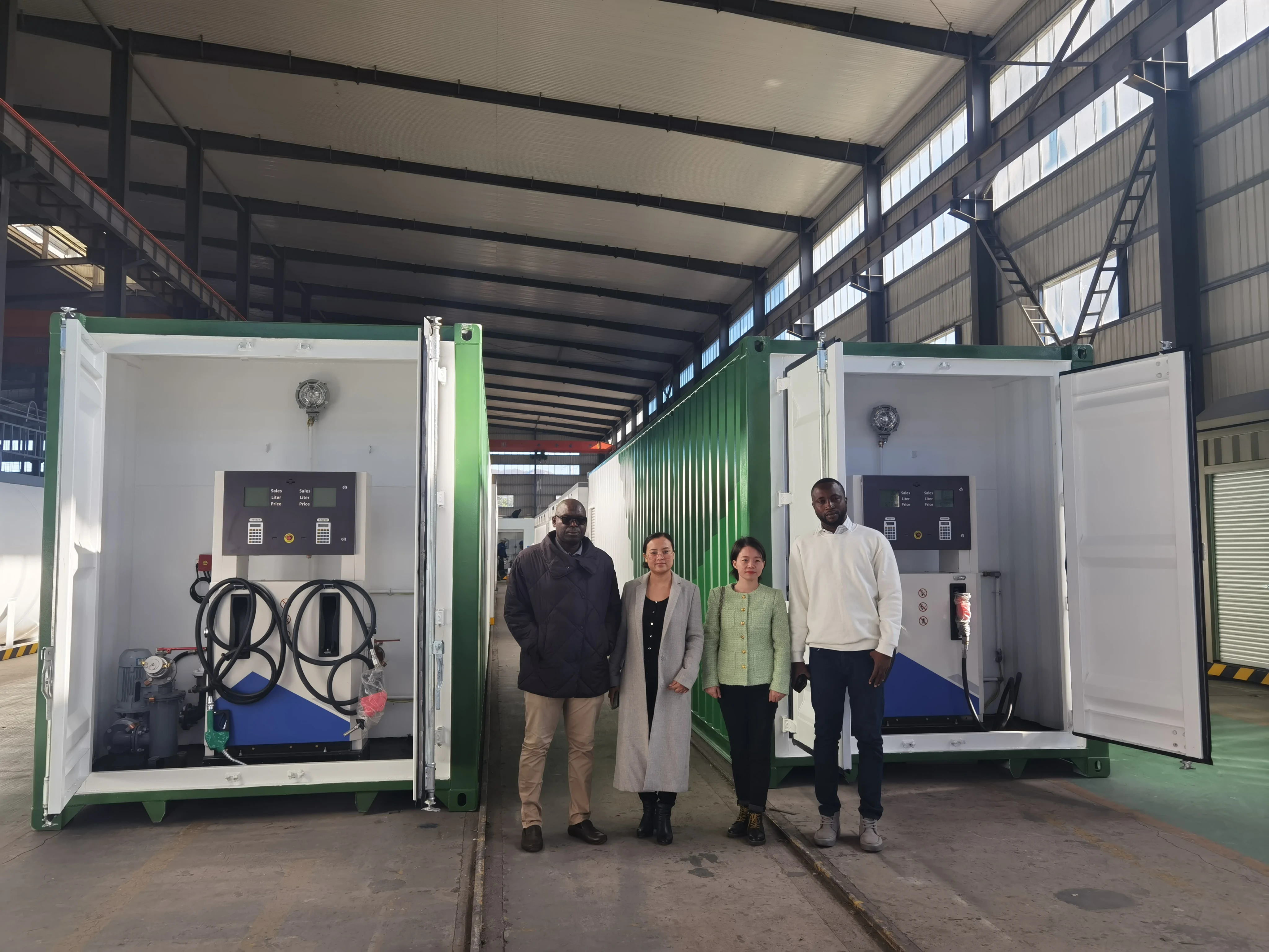 Containerised Fuel Station Bulk Gas Station 20000 Ltrs 12 volt Fuel Dispenser Pump with Tank Portable Petrol Station Price