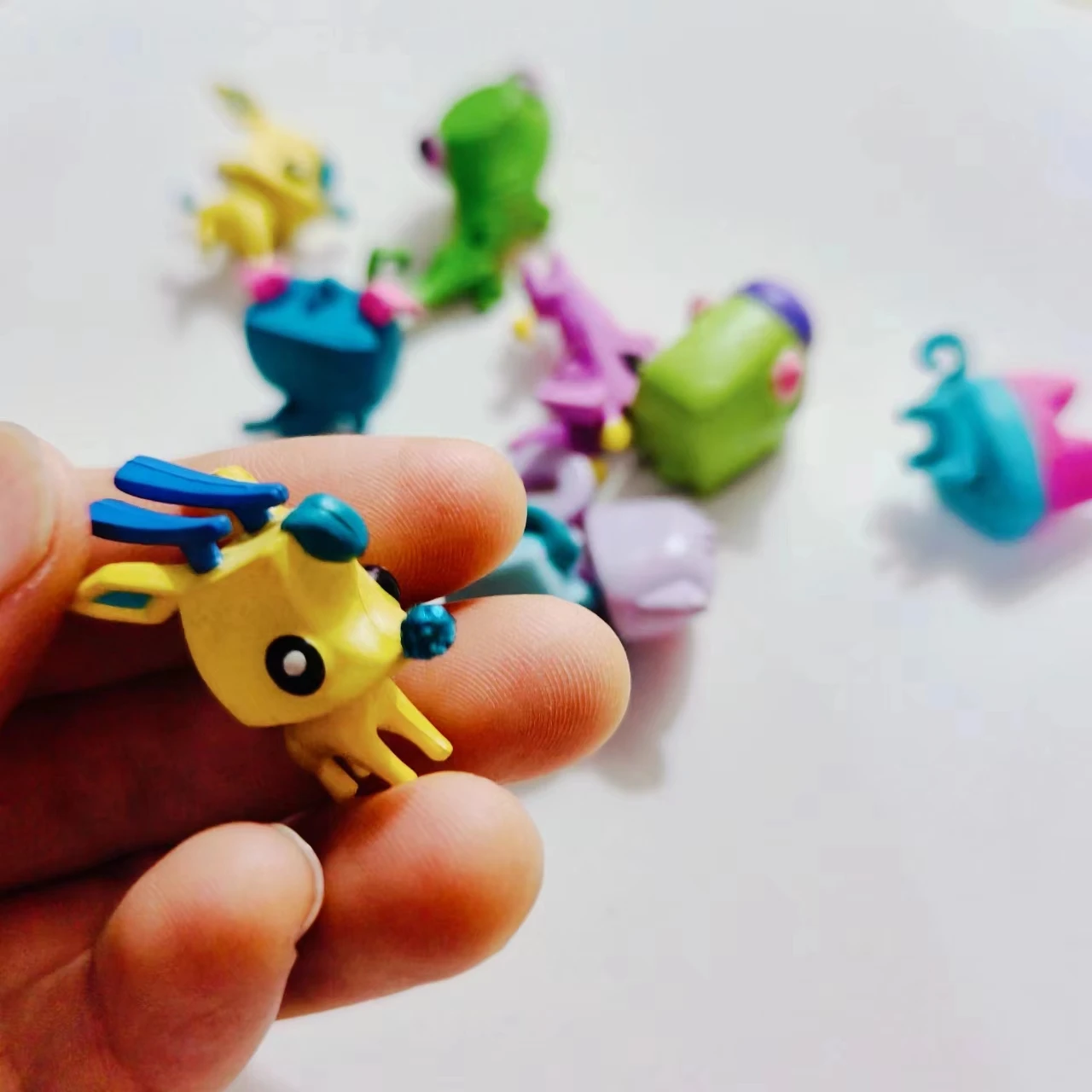 Wholesale DIY Resin Phone Case Mickey Stitch Keychain Pendant Cream Glue Miniature Cartoon Doll Toys Accessories Artificial