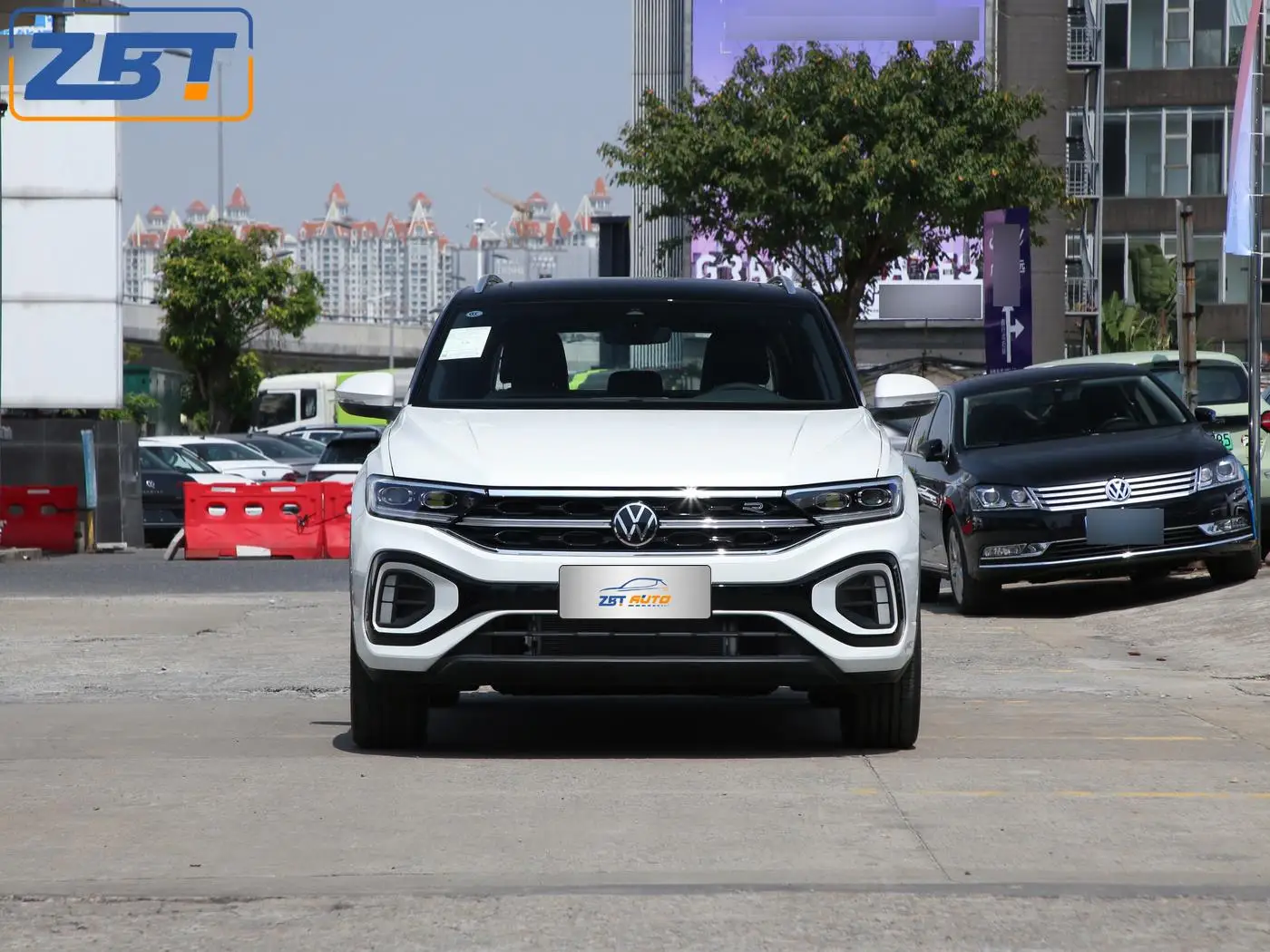2024 VW T-Roc 300tsi DSG Starlight Edition Compact Left-Hand Drive Vehicle SUV Automatic Gasoline Car Used