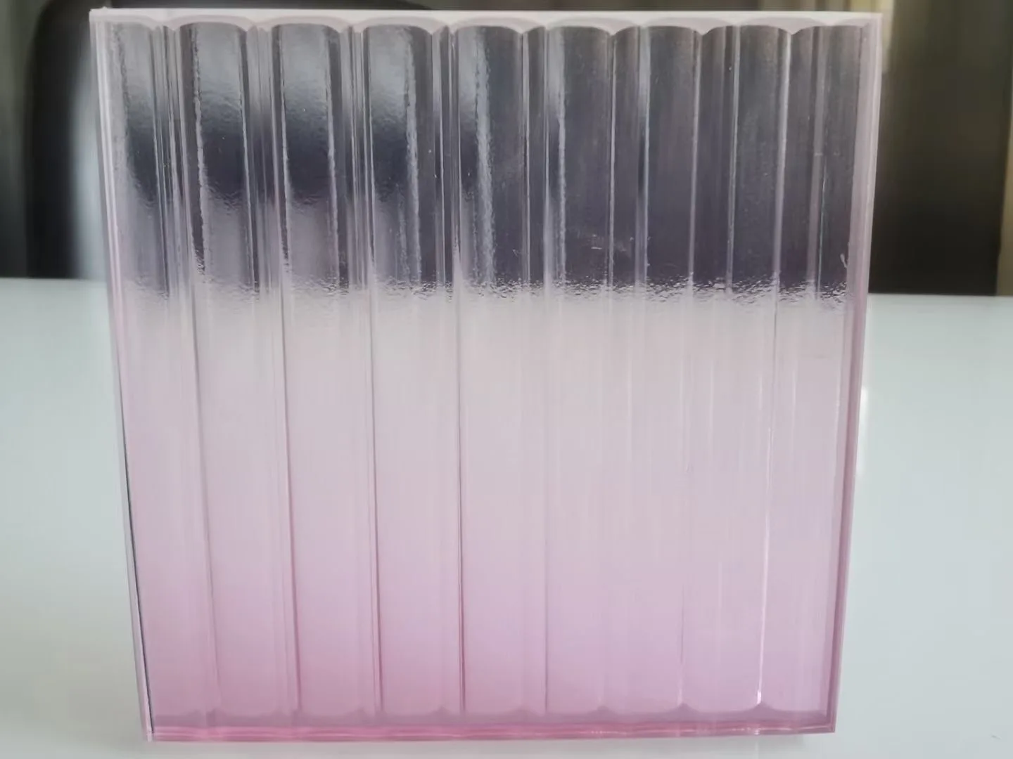 Factory Prices High Level Pdlc Halio Stained Tempered Laminated Reflective Glass Patterned Glass