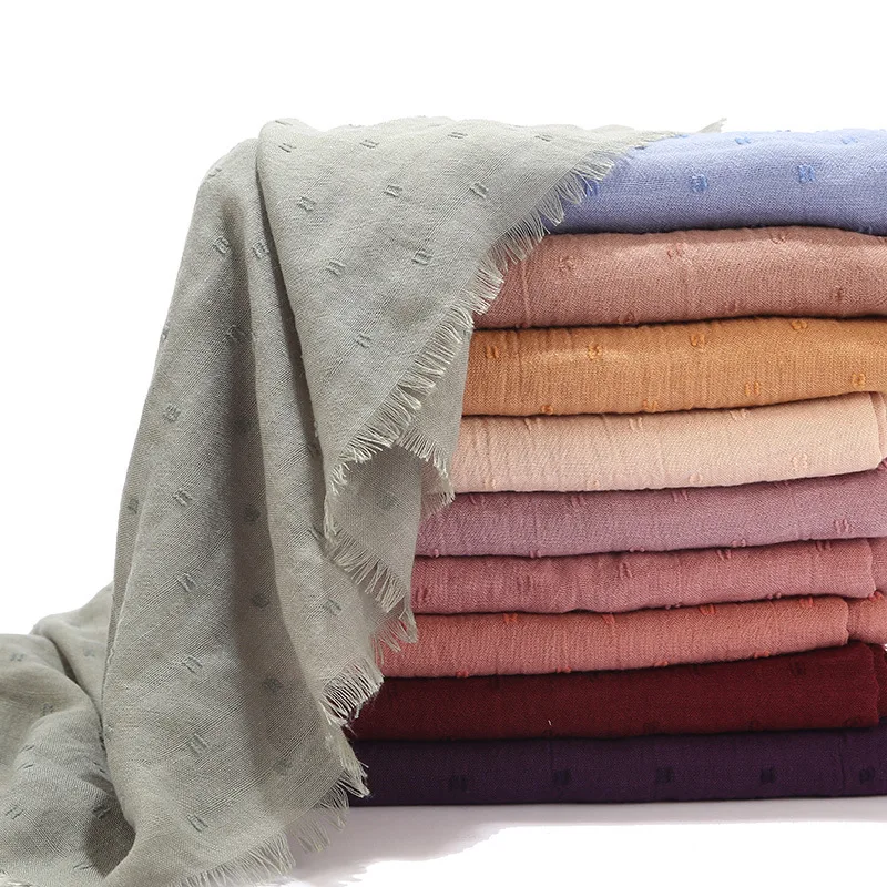 Hot Sale Polka Dot TR Cotton Solid Color Sunscreen Shawl Islamic Malaysian Cotton Crumple Wrap Hijabs Scarf