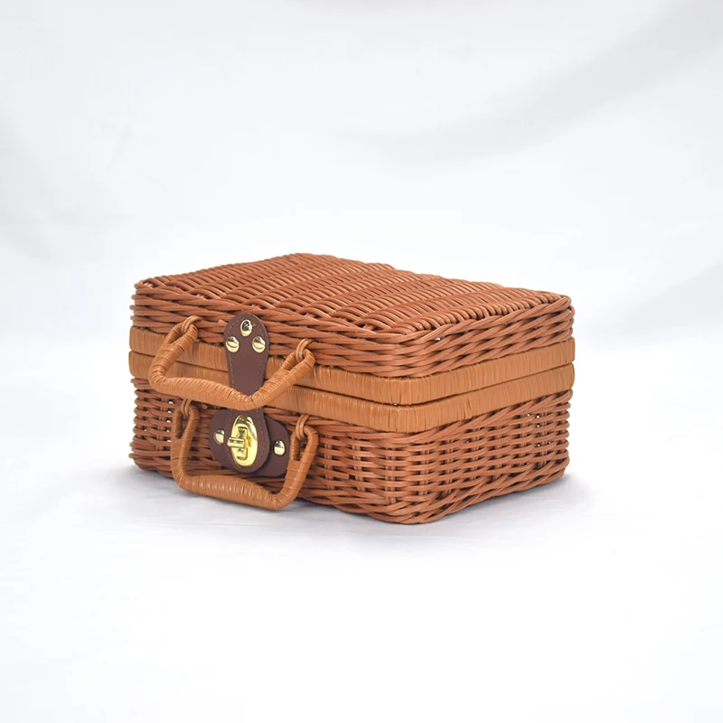 Горячая распродажа винтажная плетеная корзина для пикника складываемая мягкая прямоугольная тканая пластиковая сумка из ротанга с крышкой