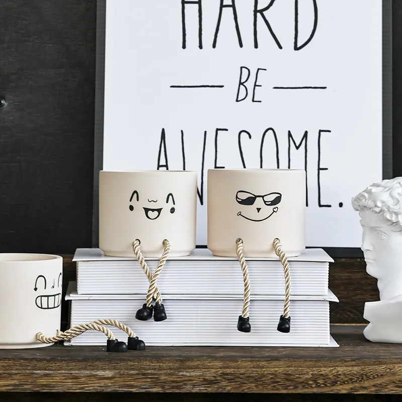 Lovely Cartoon Expression Design Stackable Ceramic Plant Pot with Hanging Rope Shoes