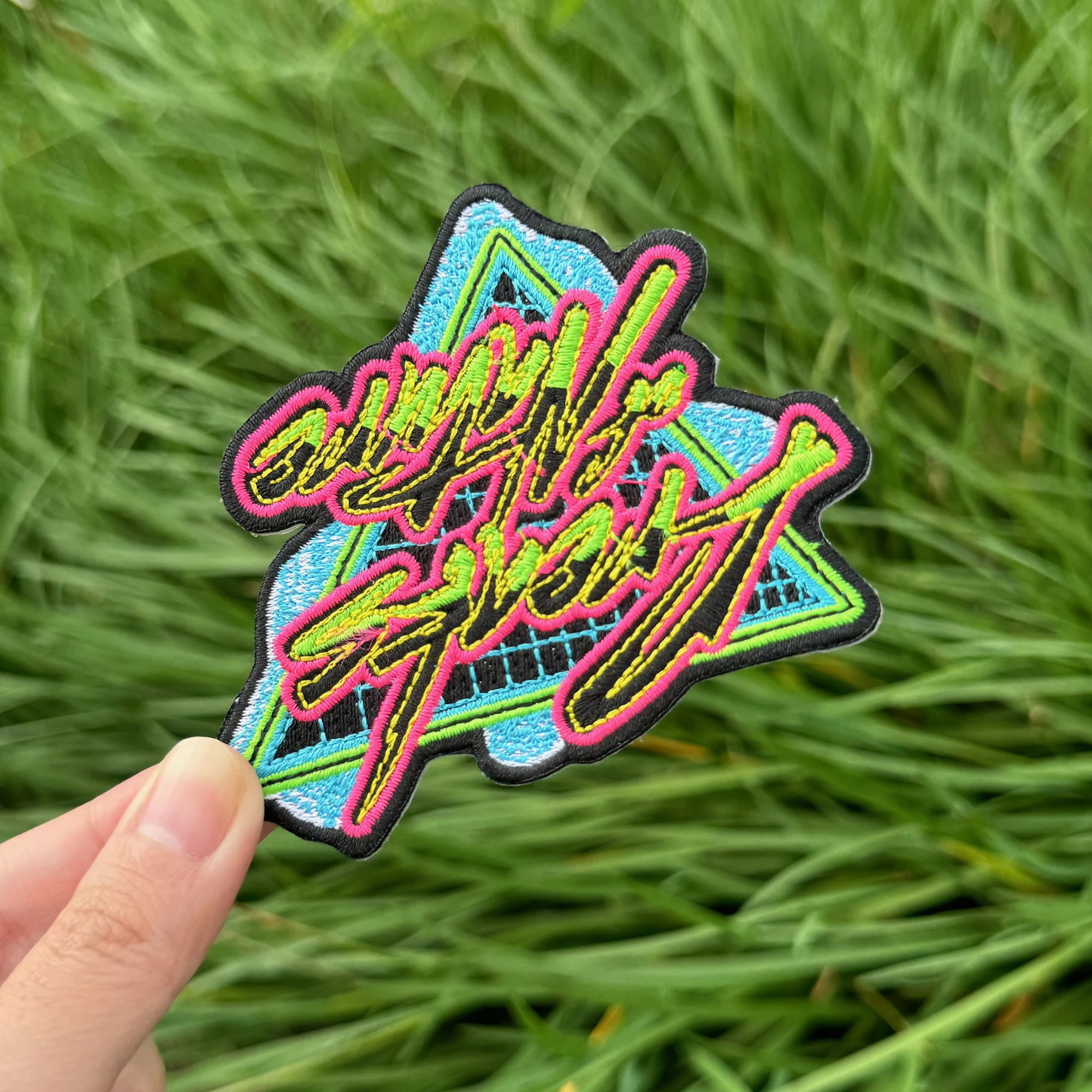 Tiger embroidery patch colorful decorative applique cloth badge Customized fashion iron on sew on embroidered patch for clothing