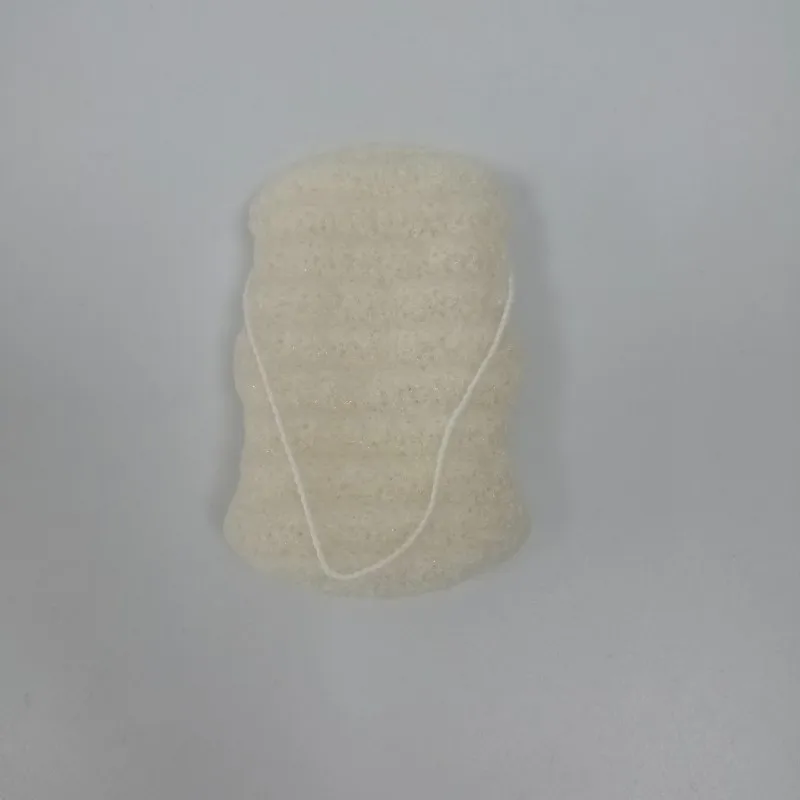 Konjac sponge is 100% natural product It can effectively remove all kinds of dirt Strong cleaning power and comfortable touch