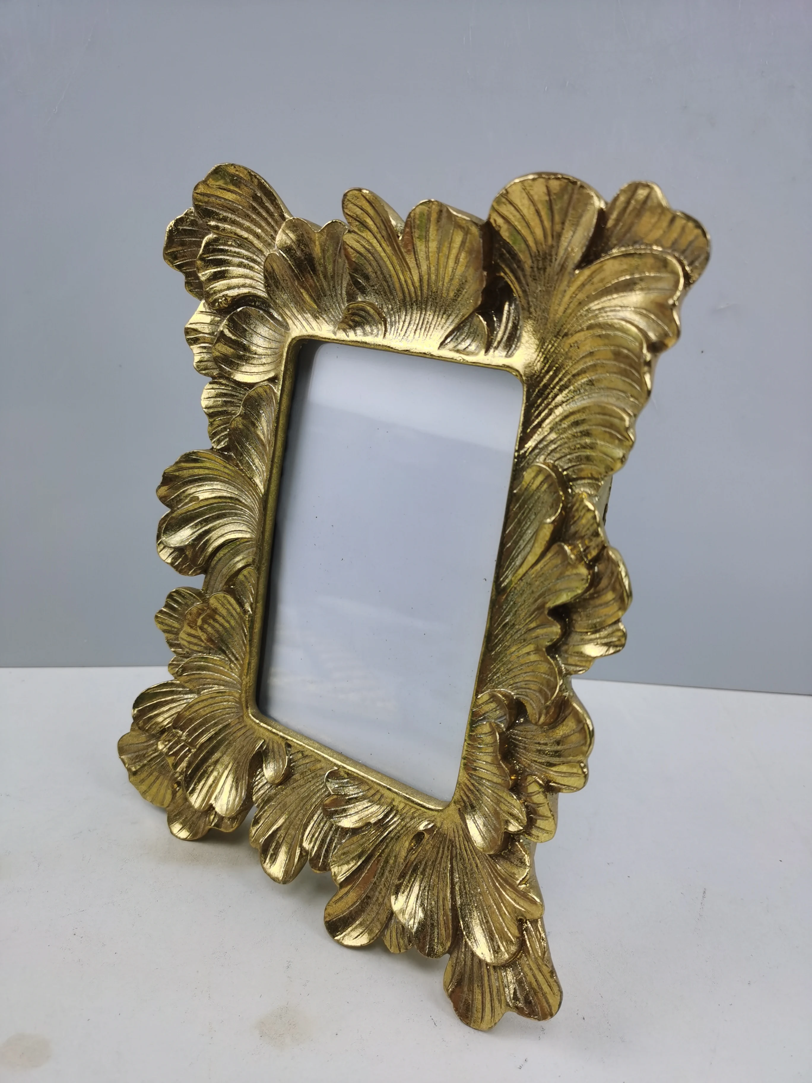 Custom Resin Vintage Unique Green Picture Frame 4x6 Family Antique Photo Frame for Home Decoration