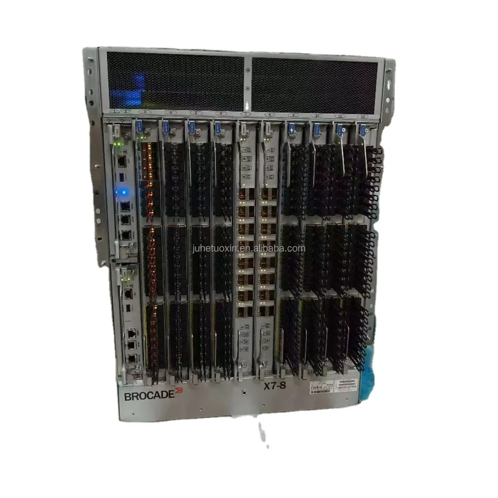 Brocade switch  X7-8 Enterprise  Single Chassis with up to 512 32 Gb/s Ports or 640-Port Equivalent