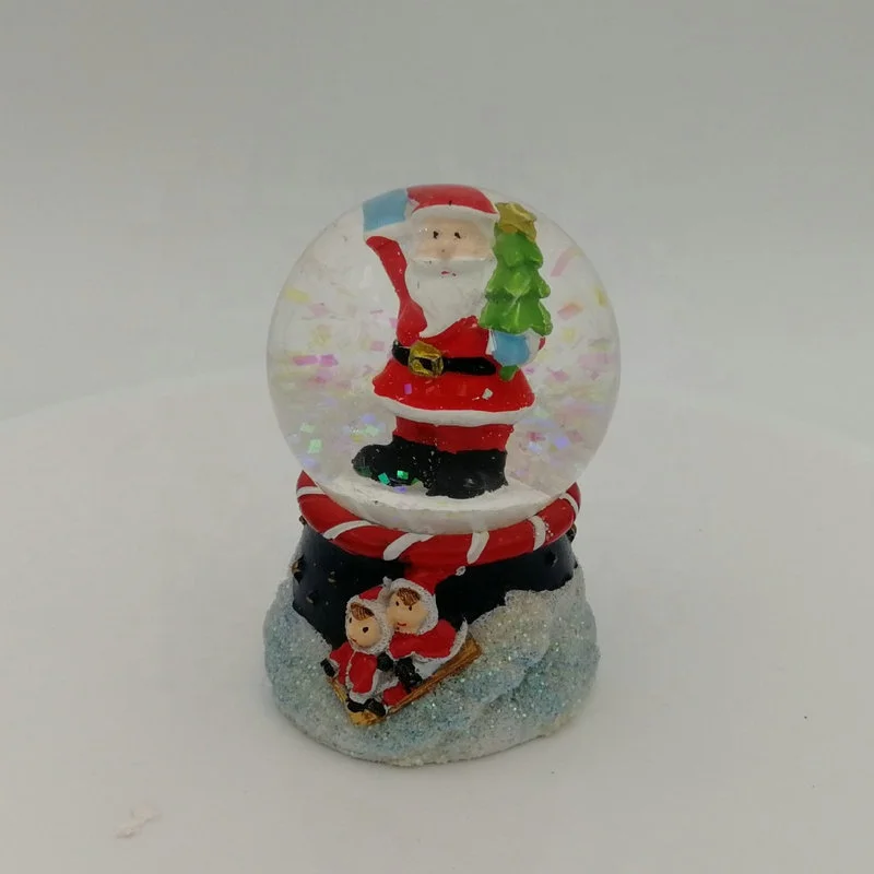 Resin Crystal Ball Christmas Snowflake Crystal Ball Creative Ornament glass ball with water inside