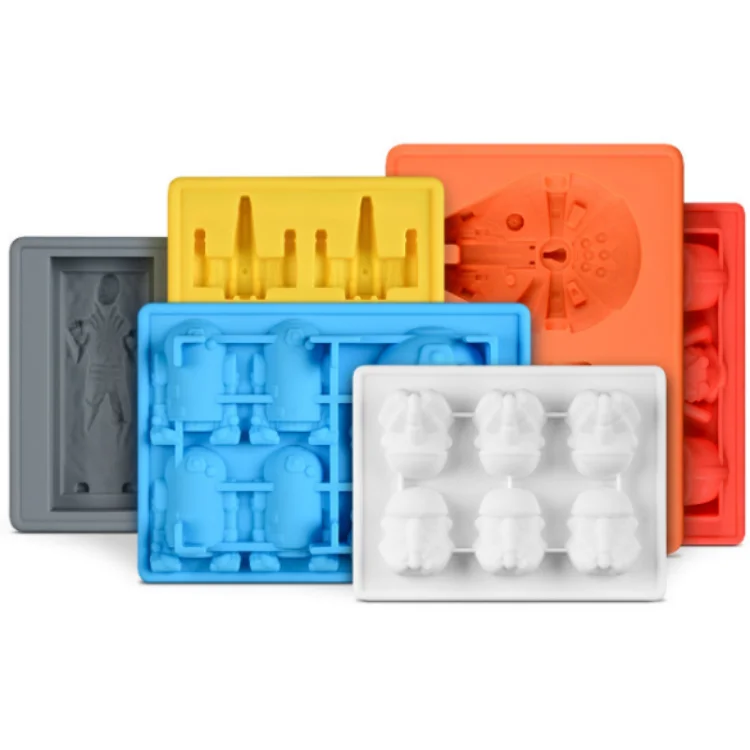 Set of 8 Ice Maker Tray for Whiskey Large Spheres Star Ball War Silicone Ice Cube Molds