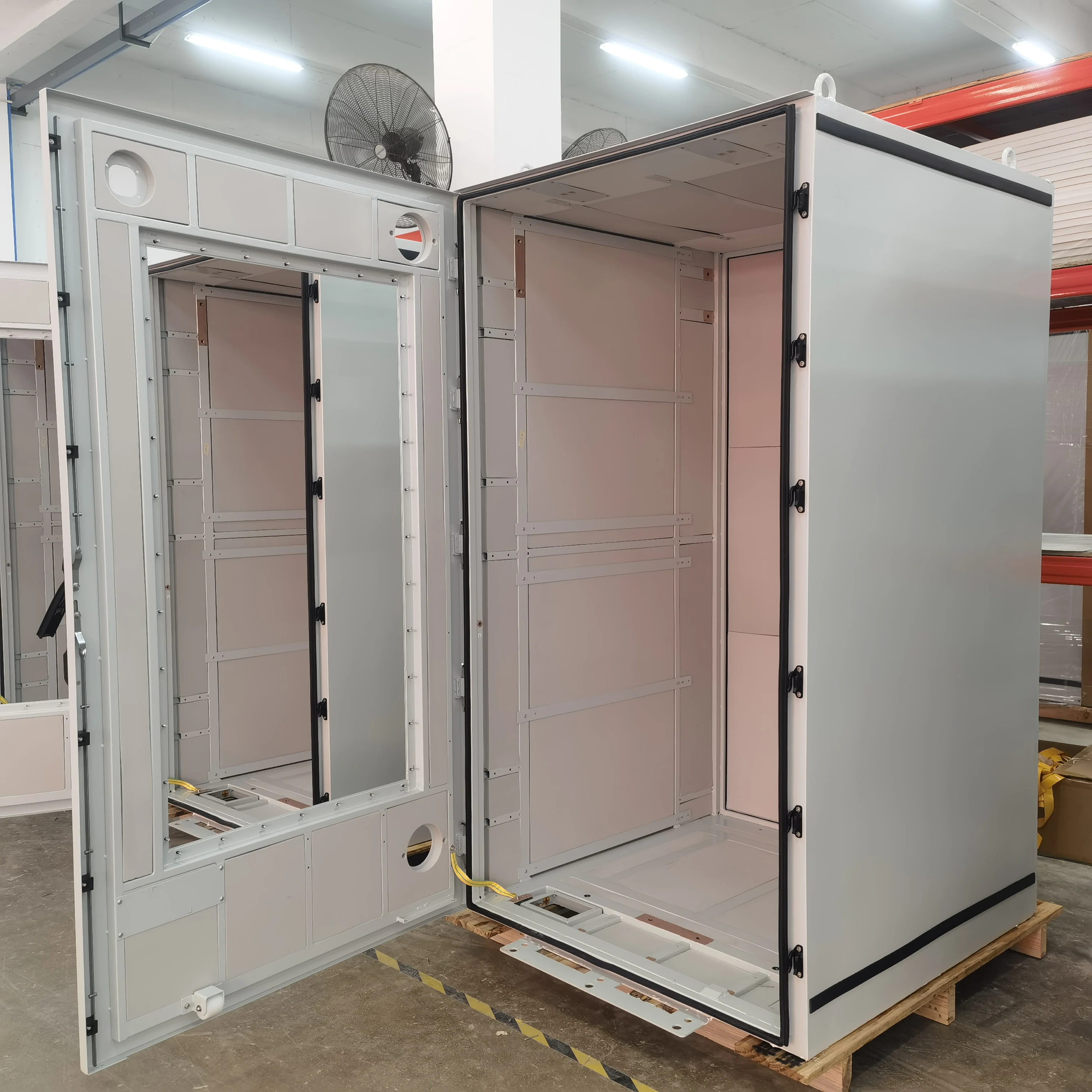 Outdoor Waterproof Sheet Stainless Steel Electric Enclosure Electronics Cabinet