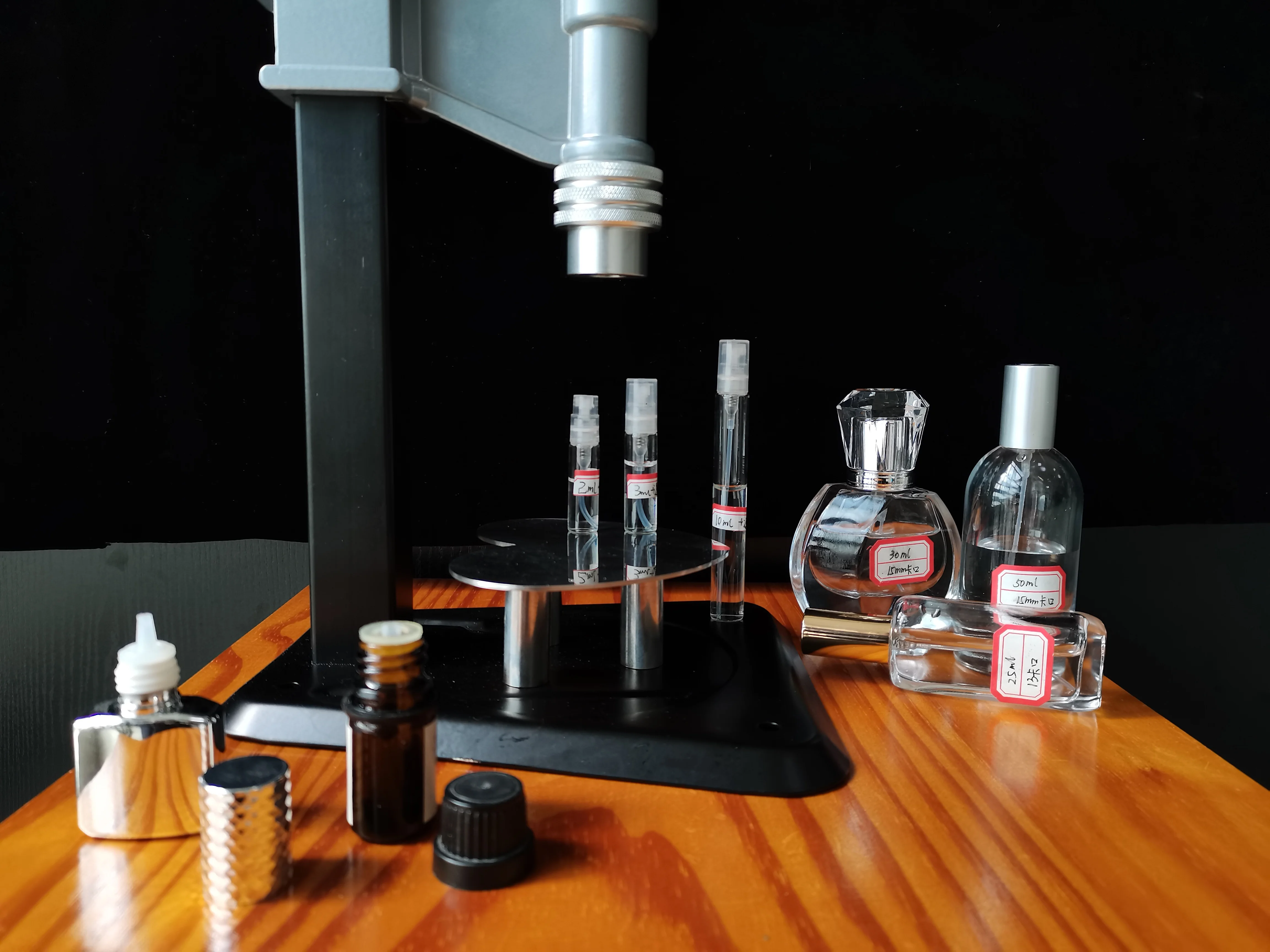 Semi Automatic Perfume Crimping Equipment Perfume Sealing Capping Machine Bottle Cap Pressing Machine Australia Ordinary USA Key