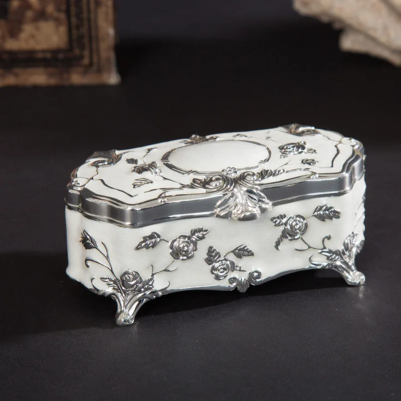 Metal Crafts Retro Princess Jewelry Box Small Jewelry Box Storage Jewelry Toothpick Box Cotton Swab