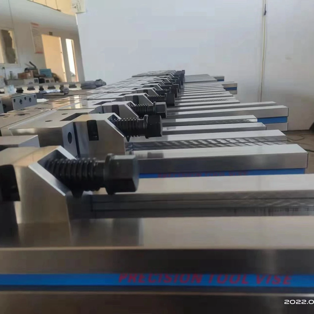 2022Long working hours High Precision Factory Sell Cnc Milling Clamping Machine Vise