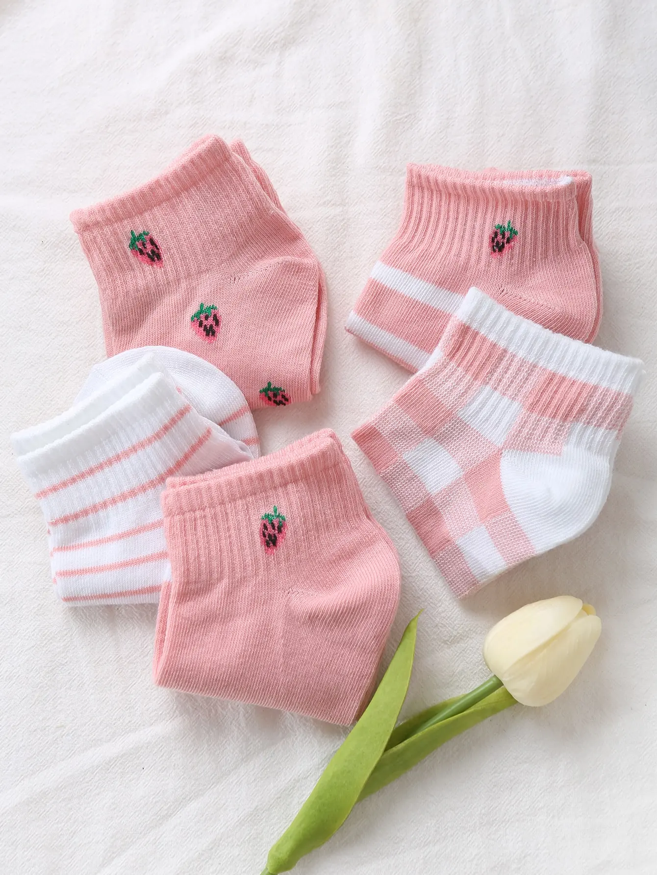 5 Pack Cheap Summer Ladies Strawberry Designs Short Pink Low Cut Women Cute Ankle Socks