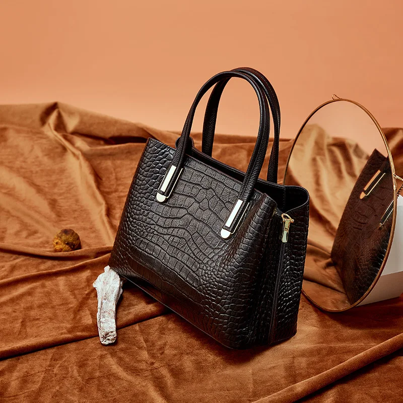 Factory Wholesale New Crocodile Pattern Leather Ladies Handbag Large Capacity Ladies Handbag