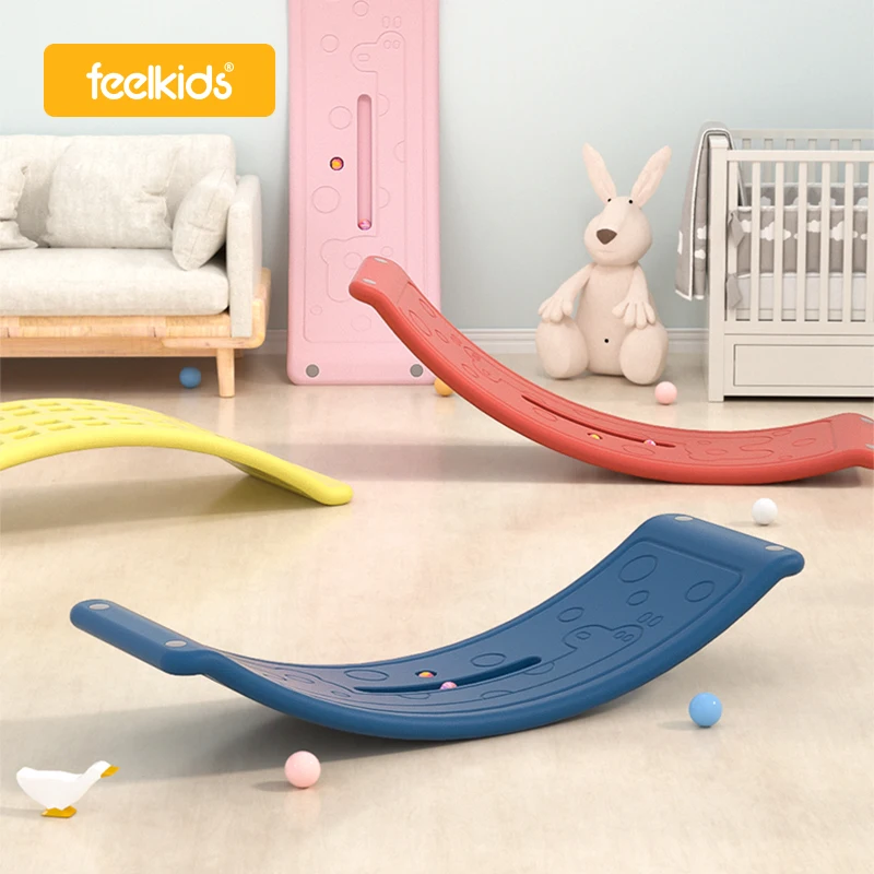 Children Custom Toddler Toys Plastic Curvy Trainer Wobble Surf Yoga Stability Trainer Kids Balance Board for Fitness