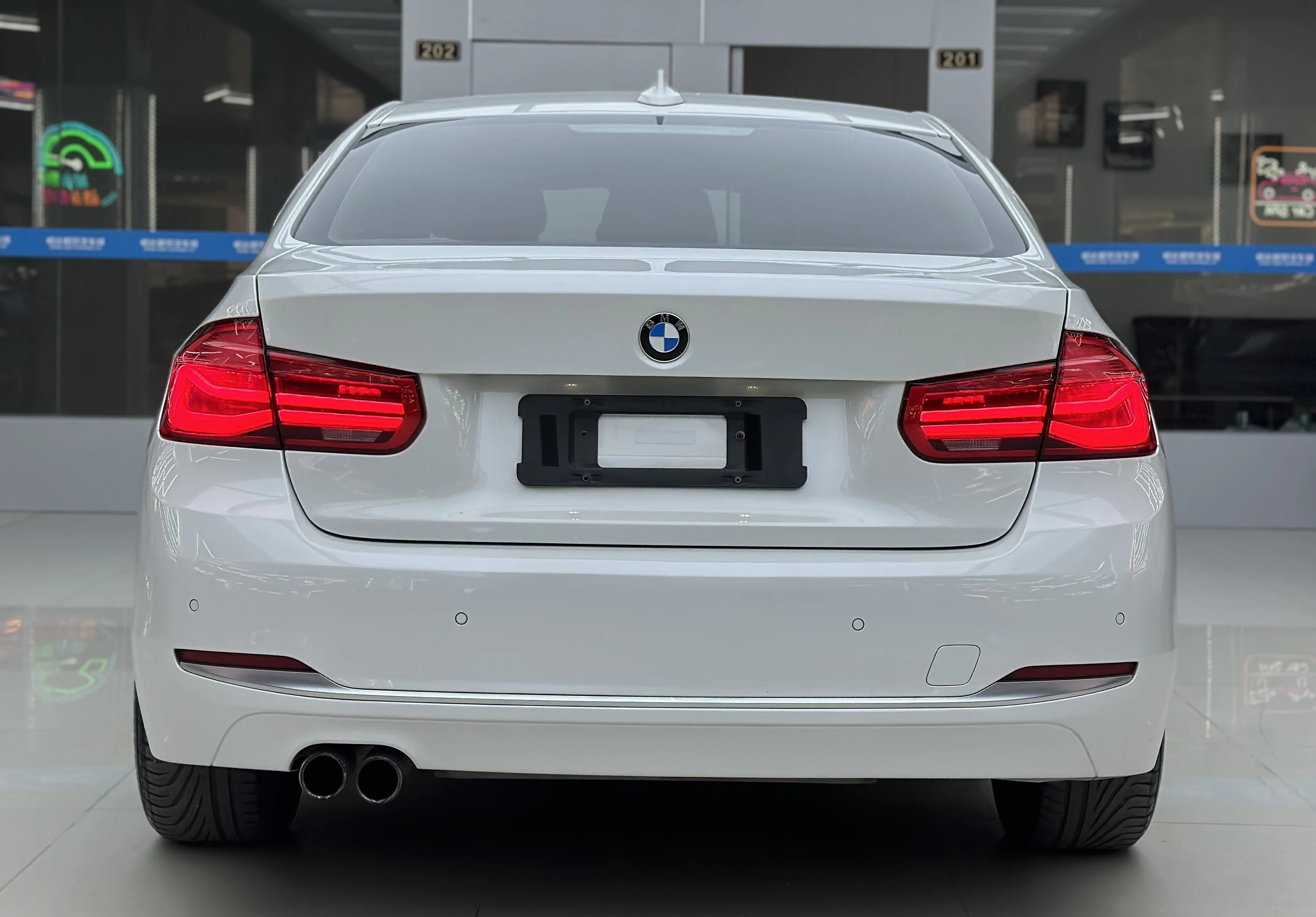 Wholesale 2017 BMW 320li 2.0T SUV used car for sale,second hand vehicles cheap car