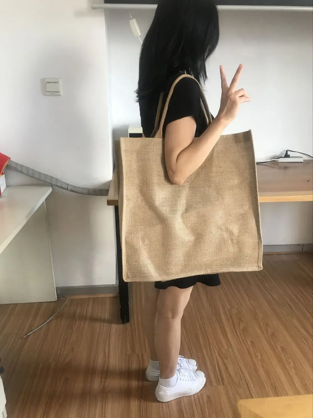 2021 new arrival products  removable cheap Yoni Steam Stool Cedar wood V steam stool  Vagina sauna factory price wholesale