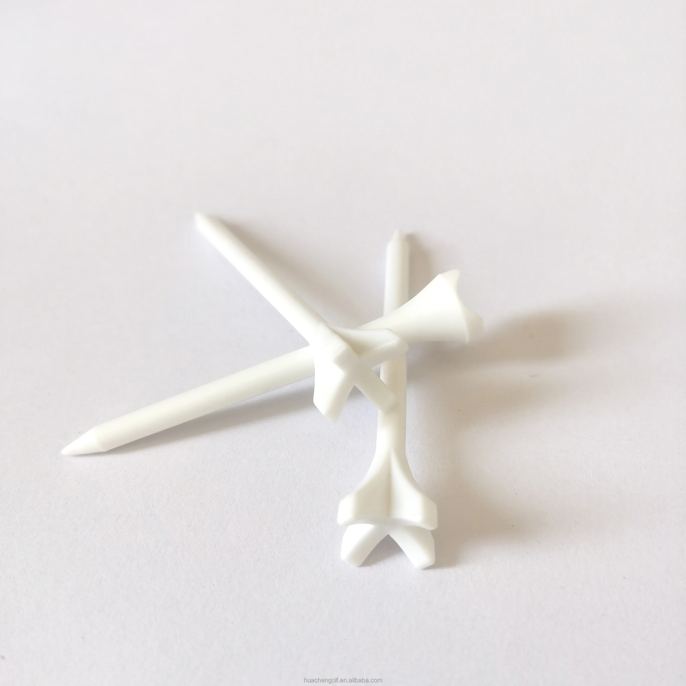 Plastic Golf Tees Creative 4 prongs Cup Plastic Materia from China Manufacturer Customized Packing