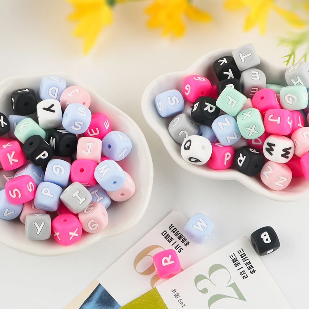 Factory Wholesale Melikey Soft Silicone Beads Alphabet Loose Beads BPA Free 12mm Square Cube Silicone Alphabet Letter Beads