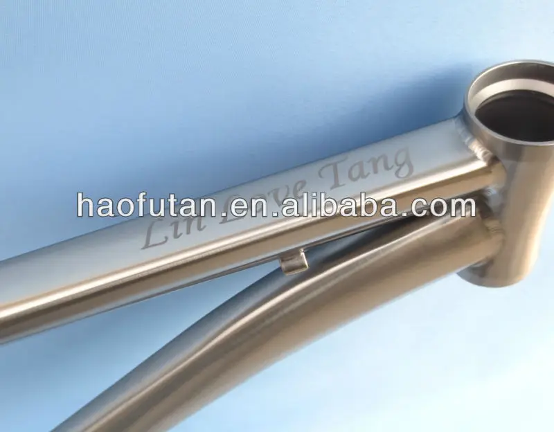 China cheap titanium 27.5 frame eyeglass frame love photo frame