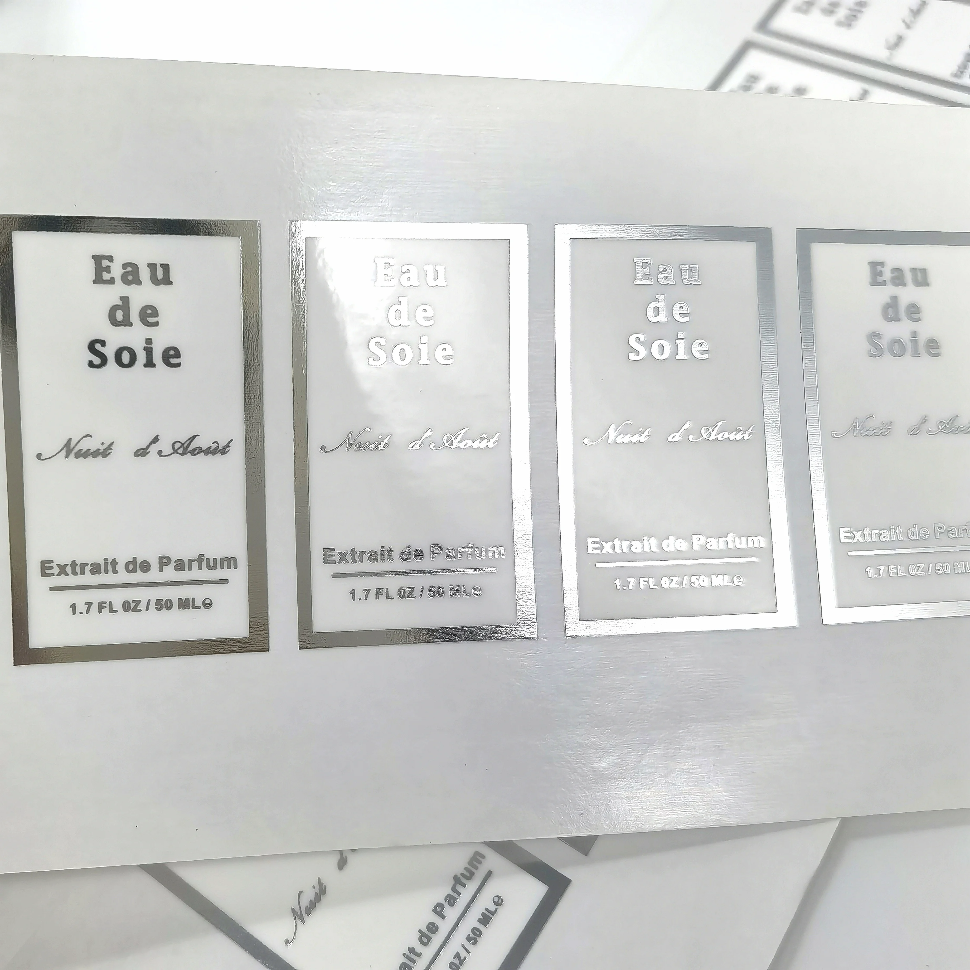 Custom White Vinyl PVC Self-Adhesive Waterproof Die Cut Stickers Logo Custom Stickers