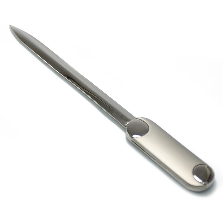 Нож для резки бумаги