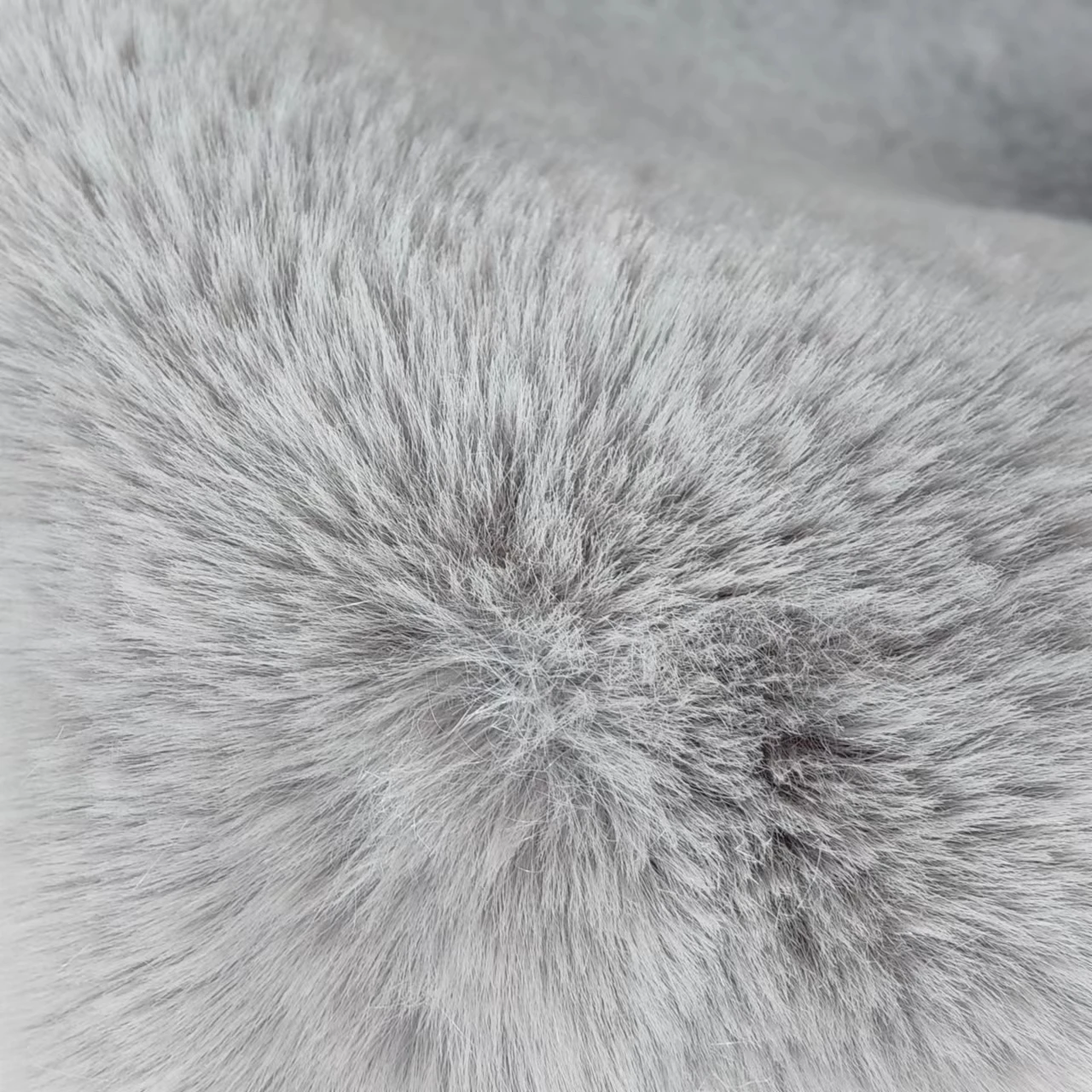Custom High Quality 750gsm 25mm Long Pile Fur Fake Artificial Imitation 100% Polyester Faux Rabbit Fur Fabric