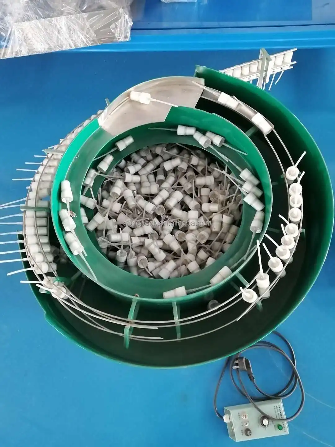 Automatic Monoblock Small Syrup PET Water Bottle Filling And Capping Machine Essential Oil Filling Machines