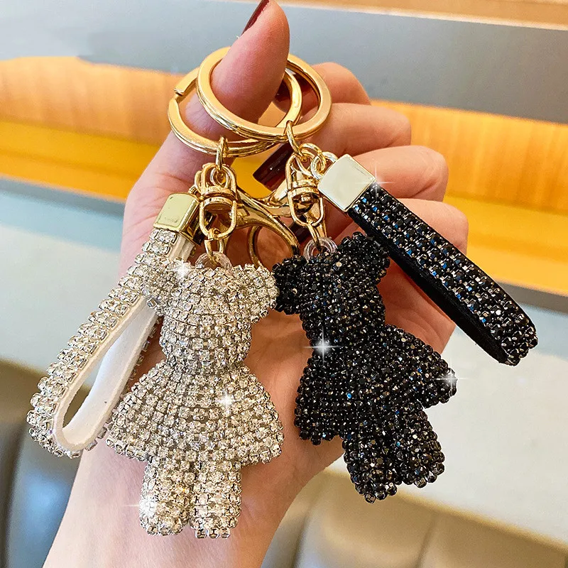 DIY Custom Metal Bear Rhinestone Heart Key Chain Diamond Bear Strap Keyring Custom 3D Characters Anime Bear Animal Keychain