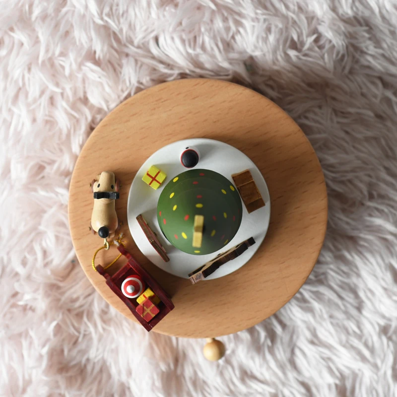 Hot sell  Christmas tree music box wood for gifts